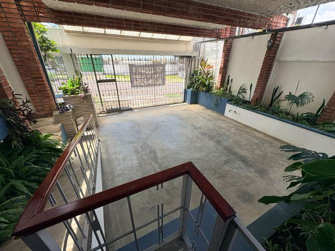*Alquiler de estudios en residencia estudiantil cerca de la UCR - Imagen 3