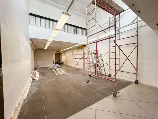 Local Comercial en Alquiler en San José Centro | 243 m² | Alto Tránsito Peatonal - Imagen 4