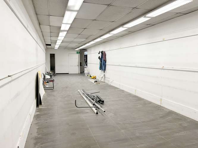 Local Comercial en Alquiler en San José Centro | 243 m² | Alto Tránsito Peatonal - Imagen 13