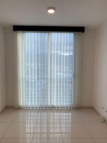 Apartamento con linea blanca para alquiler en Lagunilla de Heredia.