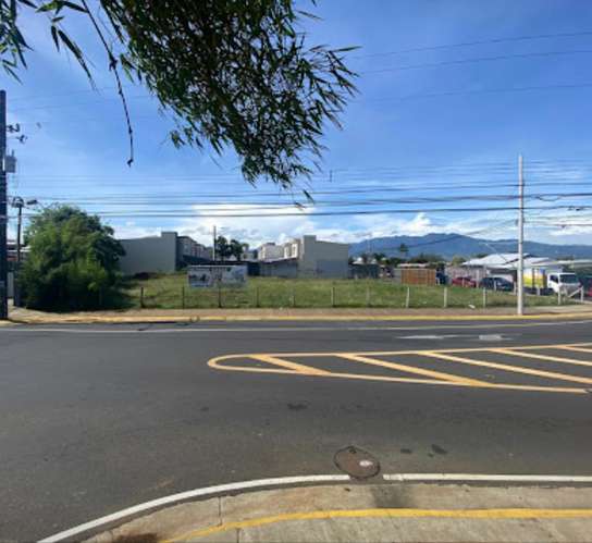 *Venta de lote con uso de suelo mixto en San Pablo de Heredia. - Imagen 5