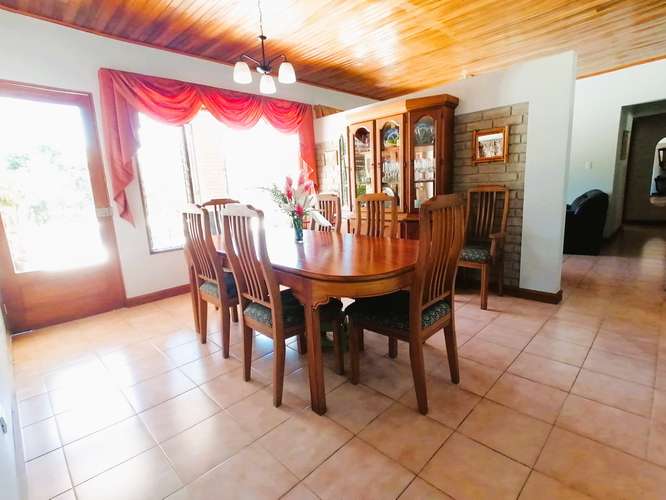 *Venta de quinta con piscina en La Garita de Alajuela. - Imagen 9