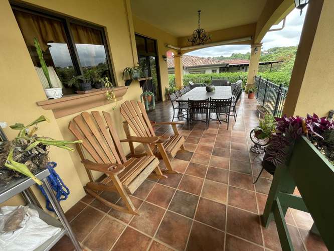 *Venta de casa en Lomas de Zurquí, San Josecito de San Isidro, Heredia. - Imagen 17