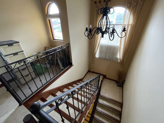 *Venta de casa en Lomas de Zurquí, San Josecito de San Isidro, Heredia. - Imagen 9