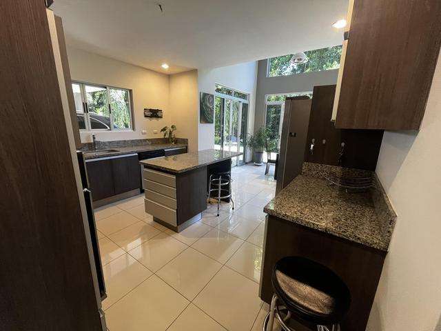 Alquiler de Casa AMUEBLADA en Condominio en Brasil de Mora-Colón. 27-940 - Imagen 6