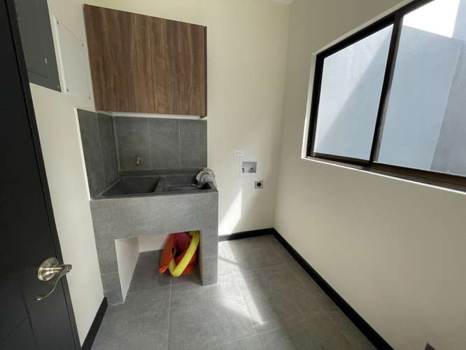 *Venta de casa en Tres Ríos en condominio. - Imagen 12