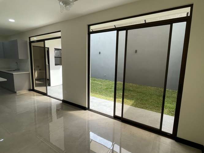 *Venta de casa en Tres Ríos en condominio. - Imagen 6
