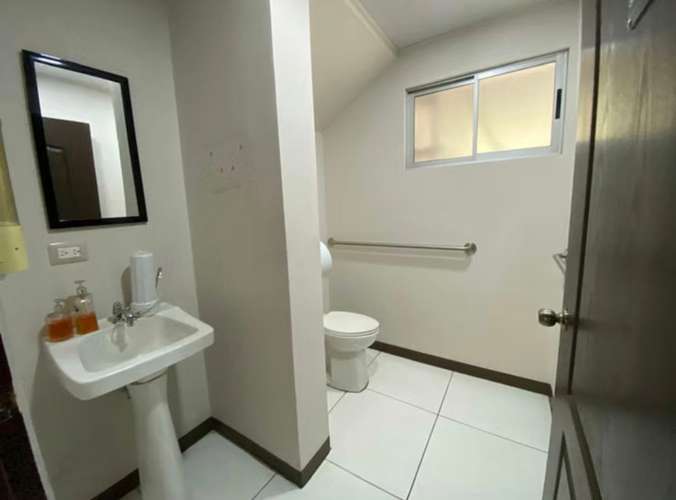 Aquilo centrico local comercial en Heredia - Imagen 7