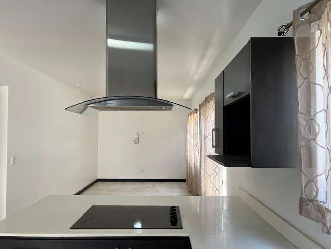 Alquiler de Apartamento Rio Oro Santa Ana - Imagen 10
