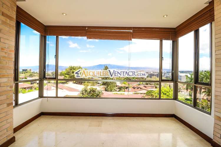 Lujoso apartamento de 324 m2 con 4 habit. y vista en Los Laureles Escazú - Imagen 1