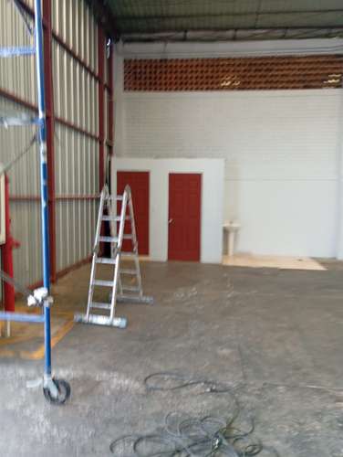 ALQUILER DE BODEGA EN TIBAS, SAN JOSE - Imagen 2