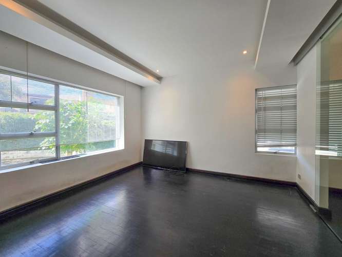 Apartamento en 1er nivel con terraza grande en Bello Horizonte Escazú en venta - Imagen 6
