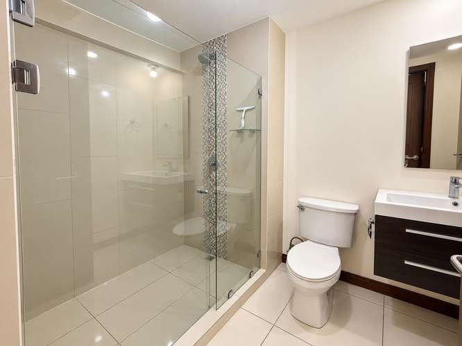 Alquiler de apartamento en La Uruca - Azenza Towers. 2 Habitaciones / 2 Baños / 2 Parqueos. ¡Amenidades y ubucación! - Imagen 10
