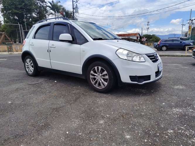 SUZUKI SX4 MANUAL 2016 - Imagen 6