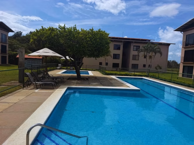 Apartamento amueblado de 2 dormitorios en alquiler en Liberia, Guanacaste