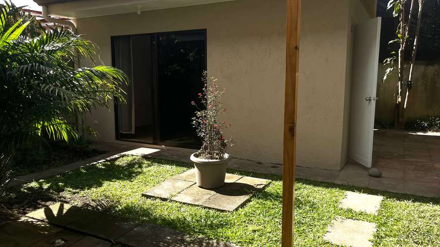 Alquiler/Venta de Casa en Concepción de Tres Rios - Imagen 6
