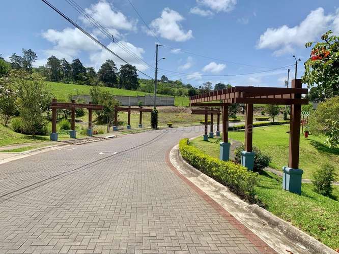 Venta de Lote en Condominio Rivera del Irazú-San Nicolás, Cartago. 26-2268 - Imagen 11