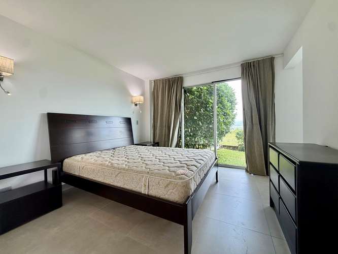 Apartamento en Alquiler en Río Oro de Santa Ana | Jardín Privado y Vista Espectacular - Imagen 5