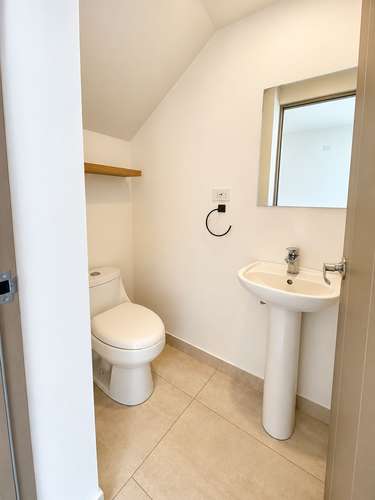 CASA EN ALQUILER VISTAS DE SANTA ANA | 2 HAB | PATIO | $1,050 - Imagen 4