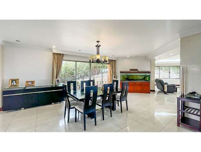 Se vende casa en Villa Real - Imagen 6