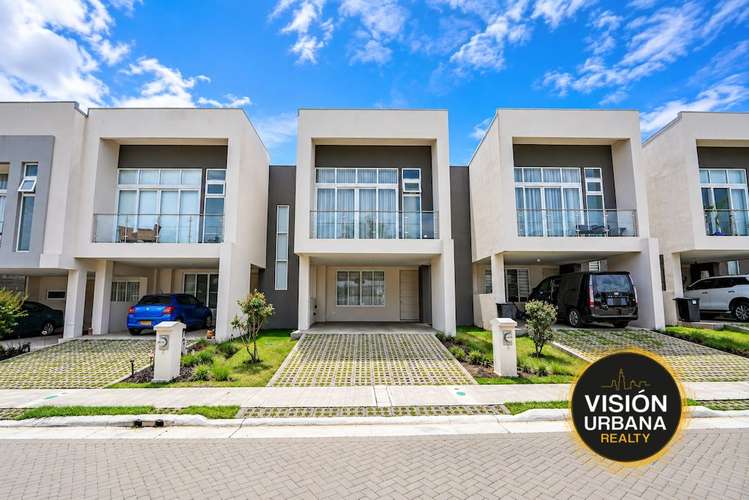 Casa de 3 habitaciones con Sala de TV en Condominio 3-10 Guachipelín - Imagen 2