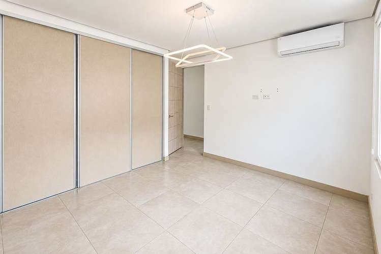 Casa de 3 habitaciones con Sala de TV en Condominio 3-10 Guachipelín - Imagen 14