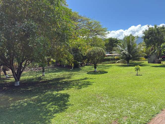 Finca en alquiler, San Pedro, Turrubares. San Jose. A 1 hora de Santa Ana. Con Piscina. 