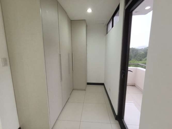 ESPECTACULAR APARTEMENTO CON HERMOSA VISTA Y  TERRAZA - Imagen 10
