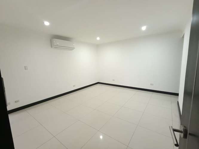 ESPECTACULAR APARTEMENTO CON HERMOSA VISTA Y  TERRAZA - Imagen 12