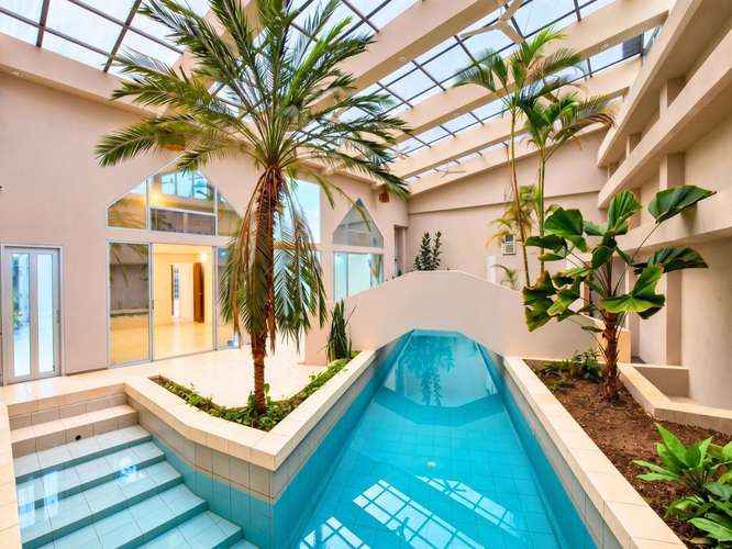 Casa de un nivel con piscina y jacuzzi en Ciudad Cariari - Imagen 9