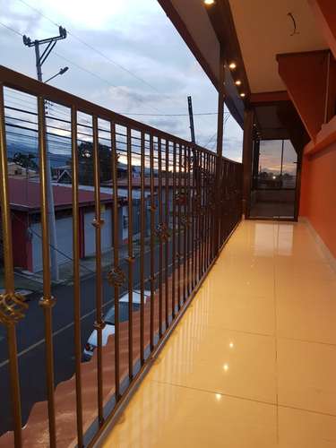  APARTAMENTO MODERNO Y RENOVADO EN DESAMPARADOS CENTRO  Privacidad, seguridad, comodidad y excelente ubicación. - Imagen 2