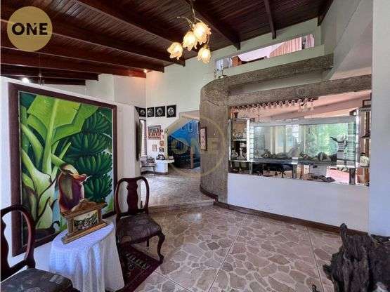 Casa en Rohrmoser con Gran Potencial para Vivir o Invertir - Imagen 3