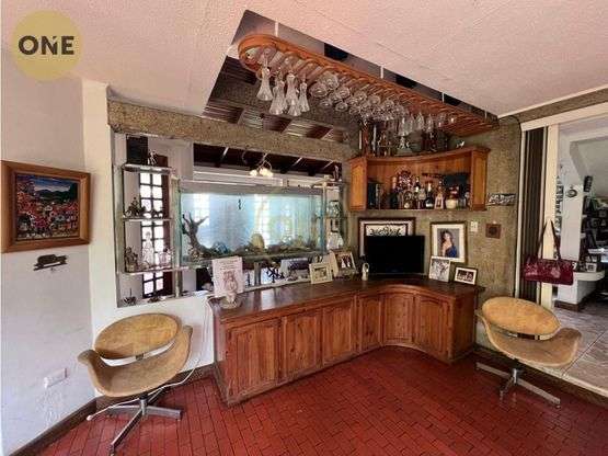 Casa en Rohrmoser con Gran Potencial para Vivir o Invertir - Imagen 4