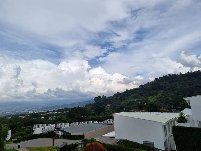  Alquiler en Condominio Vistas Santa Ana - Casa con Patio Privado - Imagen 12