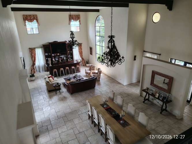 Casa de lujo con 5 habitaciones y amueblada en San Lorenzo, Heredia - Casi 50% menos que el avalúo