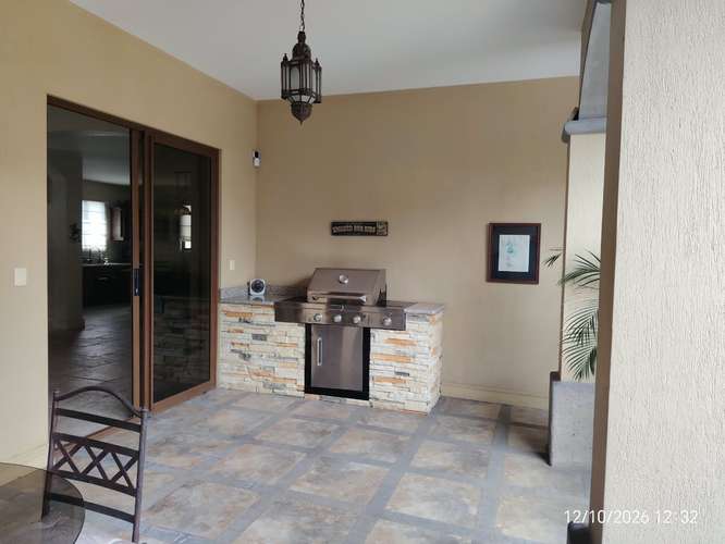 Casa de lujo con 5 habitaciones y amueblada en San Lorenzo, Heredia - Casi 50% menos que el avalúo