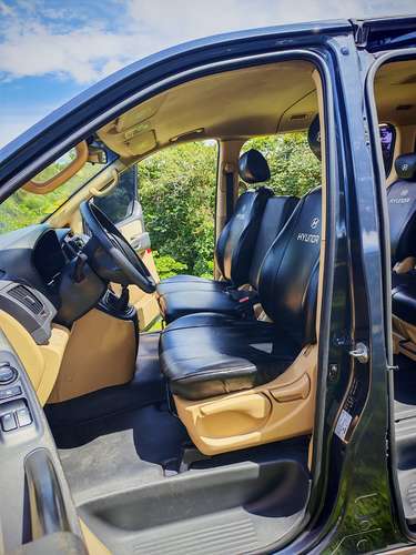  HYUNDAI H-1 2016 DIÉSEL – 10 PASAJEROS Precio: 8.900.000 Se vende Hyundai H-1 año 2016, cómoda y en excelente estado