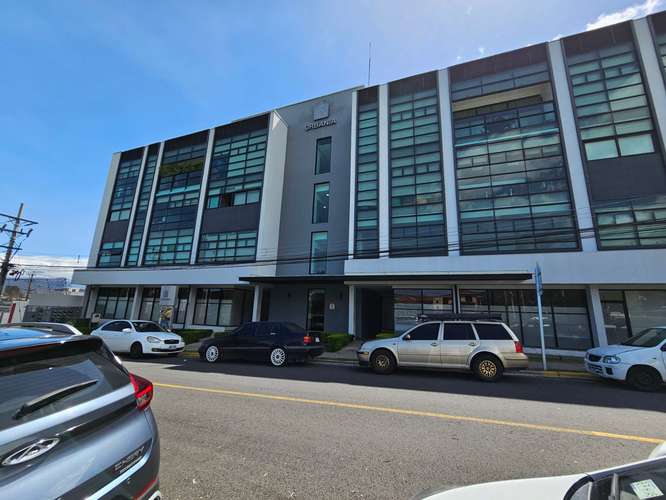 Amplias, cómodas y seguras Oficinas en Centro Corporativo San Rafael de Escazú, San José - Imagen 2