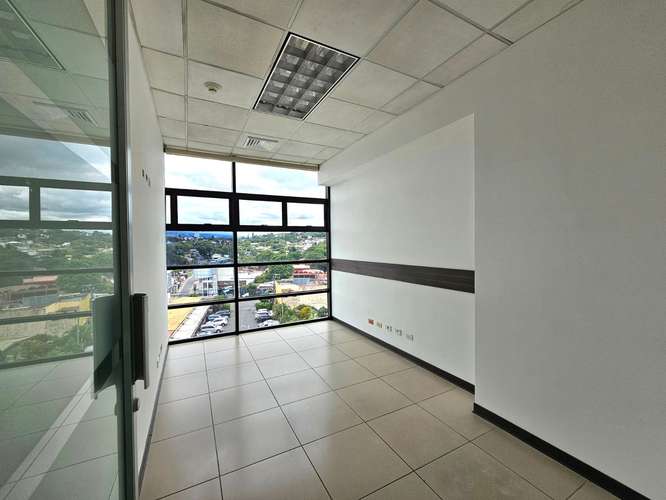 Amplias, cómodas y seguras Oficinas en Centro Corporativo San Rafael de Escazú, San José - Imagen 13