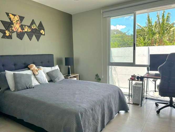 Casa con A/C en Condominio Vistas Santa Ana - Alquiler con Terraza y Amenidades - Imagen 5