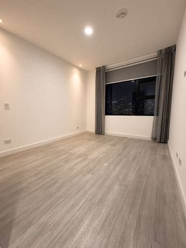 SE ALQUILA AMPLIO APARTAMENTO EN NUNCIATURA CON VISTA AL PARQUE - Imagen 7