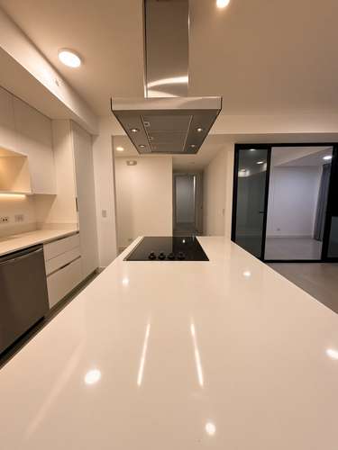 SE ALQUILA AMPLIO APARTAMENTO EN NUNCIATURA CON VISTA AL PARQUE DEL CAFE - Imagen 6