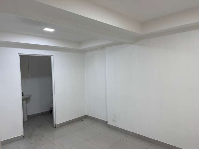 Local comercial oficinas médico 