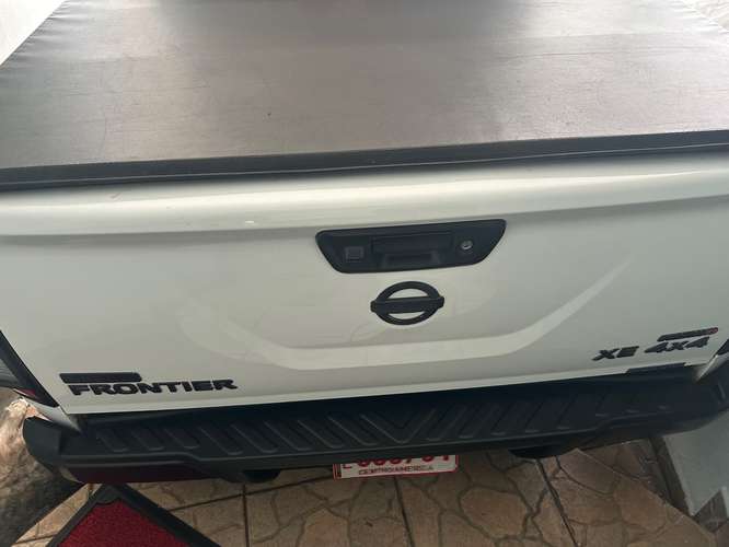 Frontier 4x4 excelente estado 2019 - Imagen 13