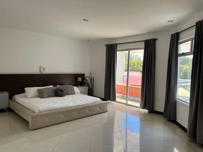 Casa en venta en Ángeles de San Rafael Heredia, elegante casa y amplias zonas verdes con rancho BBQ, estaque con peces - Imagen 15