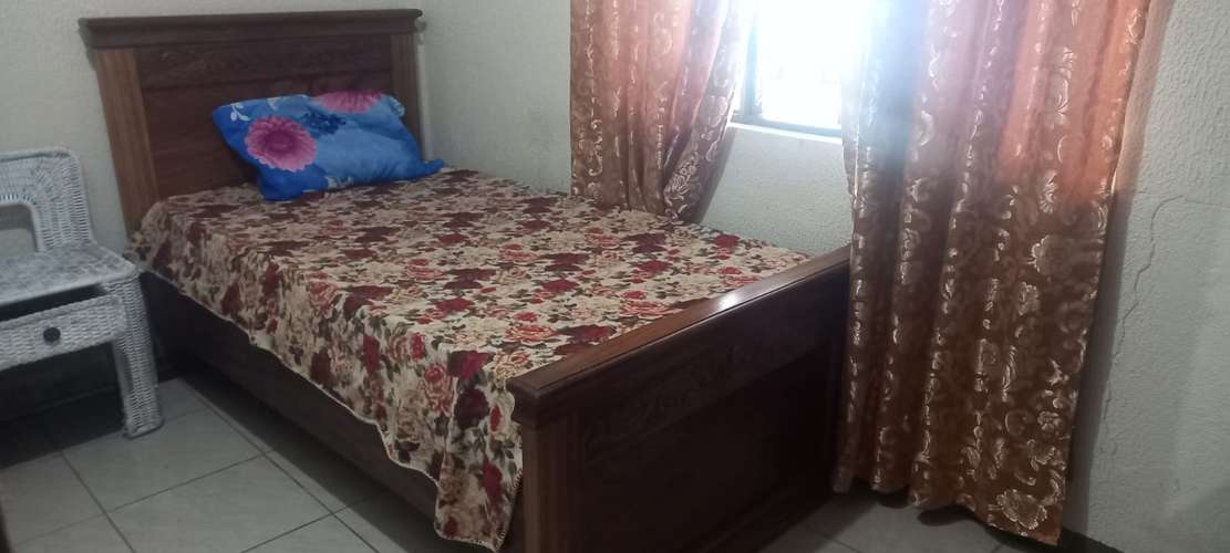 Vendo casa en San Francisco de Heredia, cerca al Mall Oxigeno. casa es de 1 piso con 5 habitaciones, 2 baños