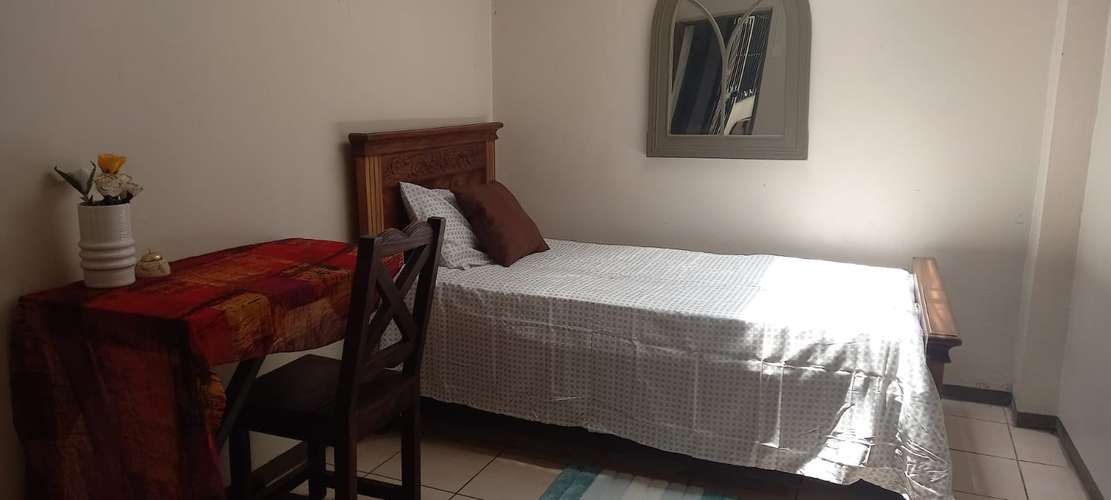 Vendo casa en San Francisco de Heredia, cerca al Mall Oxigeno. casa es de 1 piso con 5 habitaciones, 2 baños
