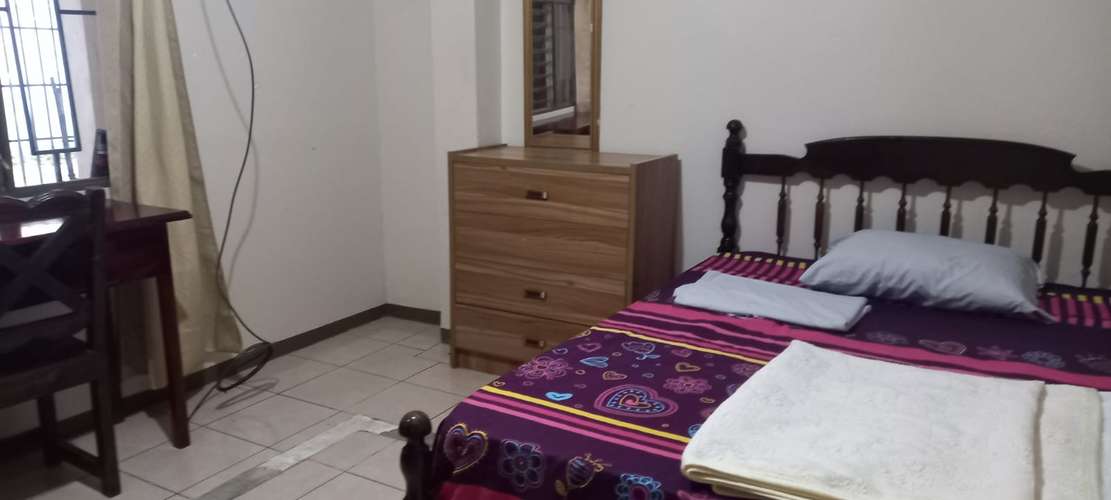 Vendo casa en San Francisco de Heredia, cerca al Mall Oxigeno. casa es de 1 piso con 5 habitaciones, 2 baños
