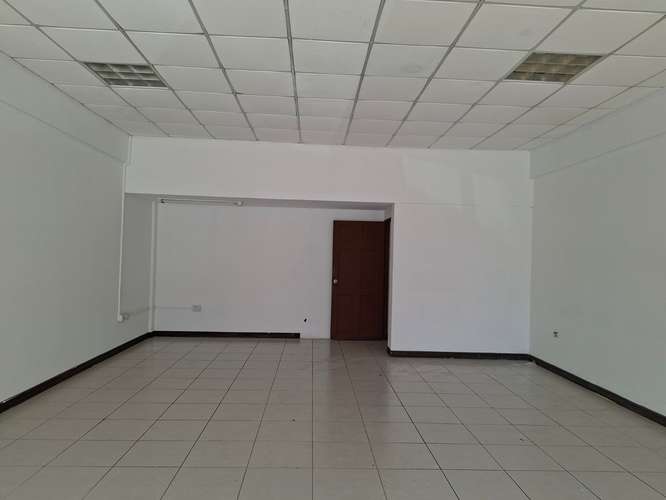 Local 66 m2 en Centro Comercial en San Pedro - Imagen 13
