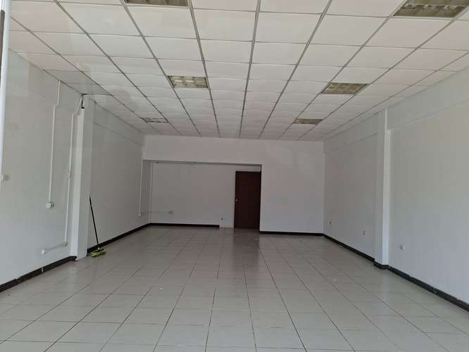 Local 66 m2 en Centro Comercial en San Pedro - Imagen 12